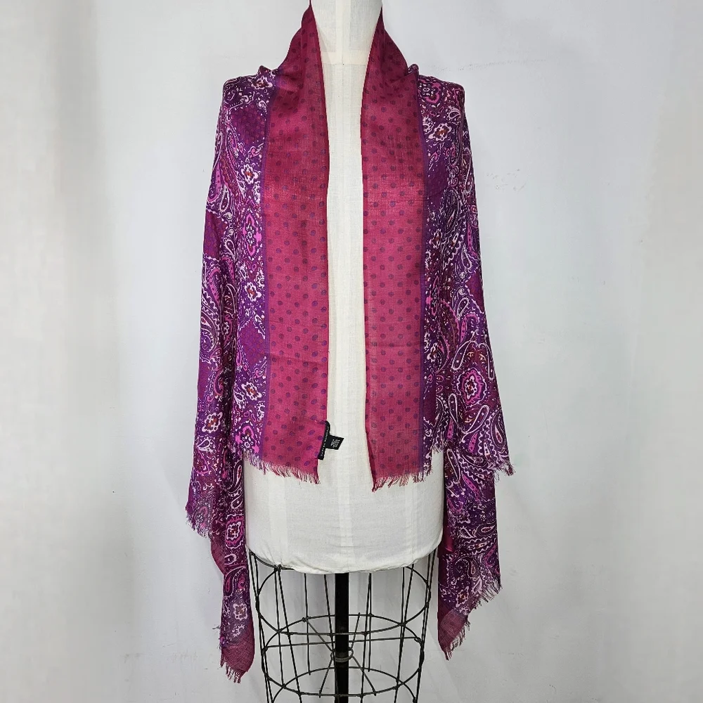 Banana Republic 60x37
